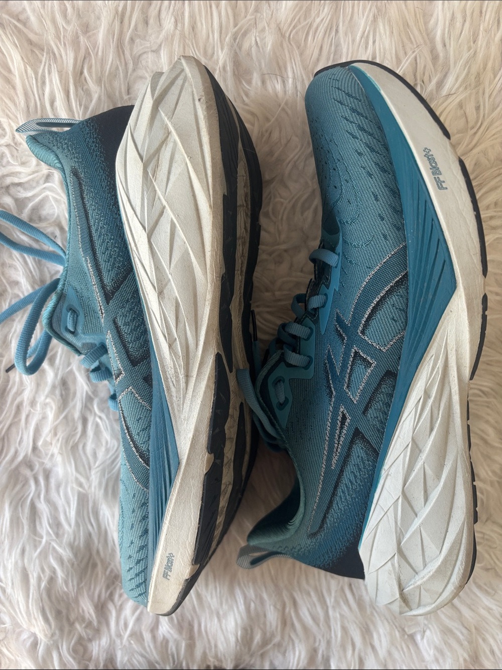 ASICS nova blast 4 - Picture 6 of 11